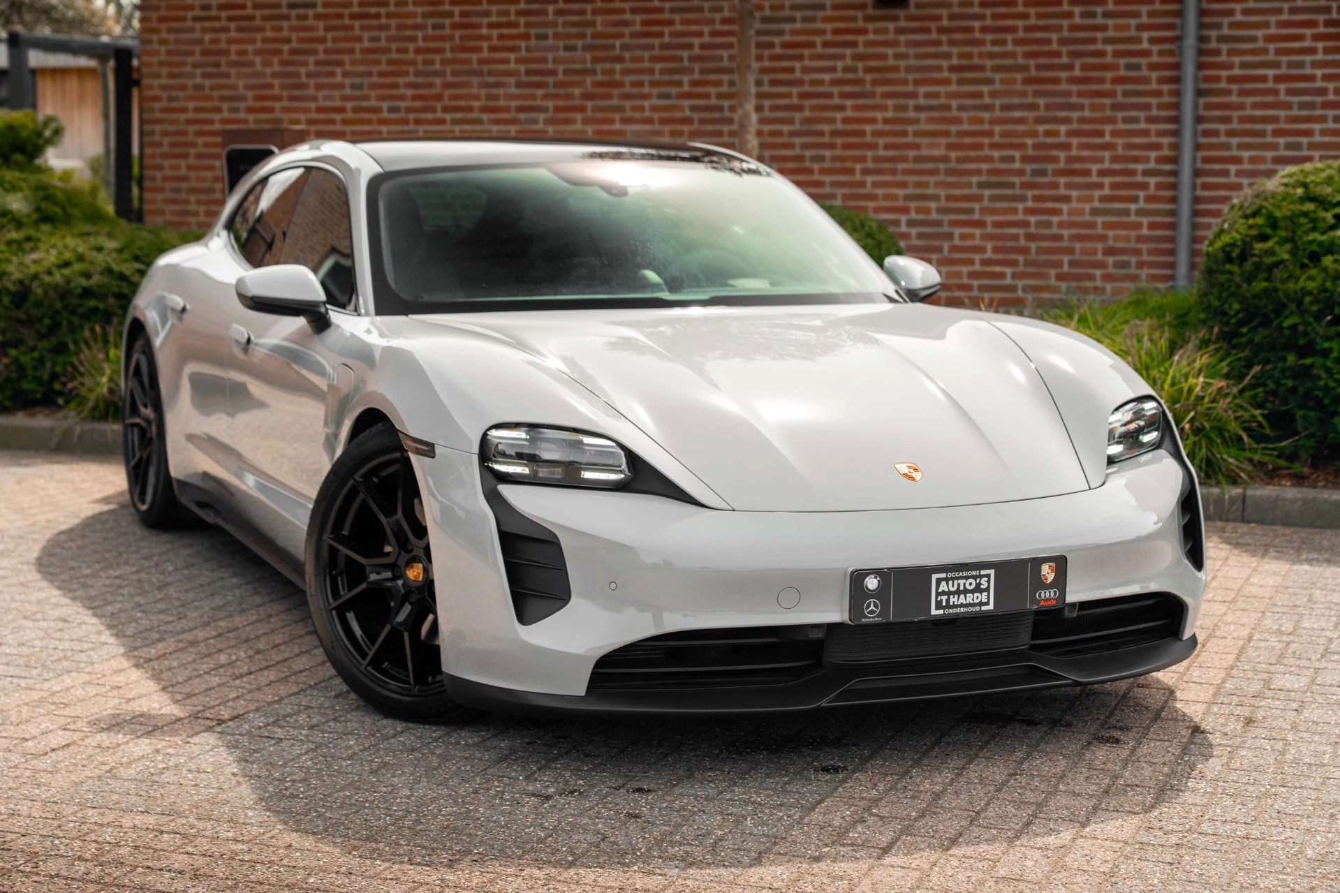 Hoofdafbeelding Porsche Taycan