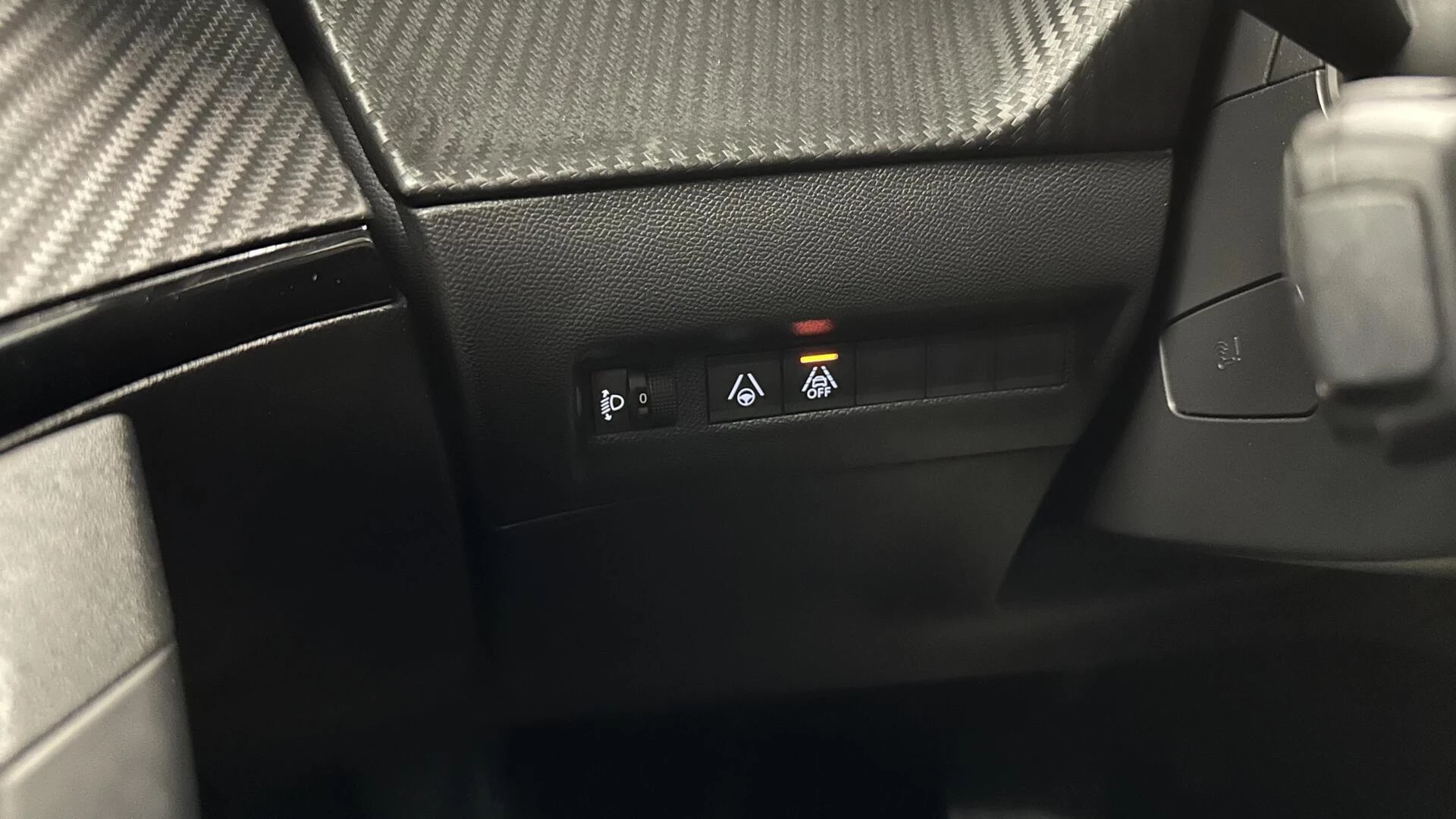 Hoofdafbeelding Peugeot e-2008