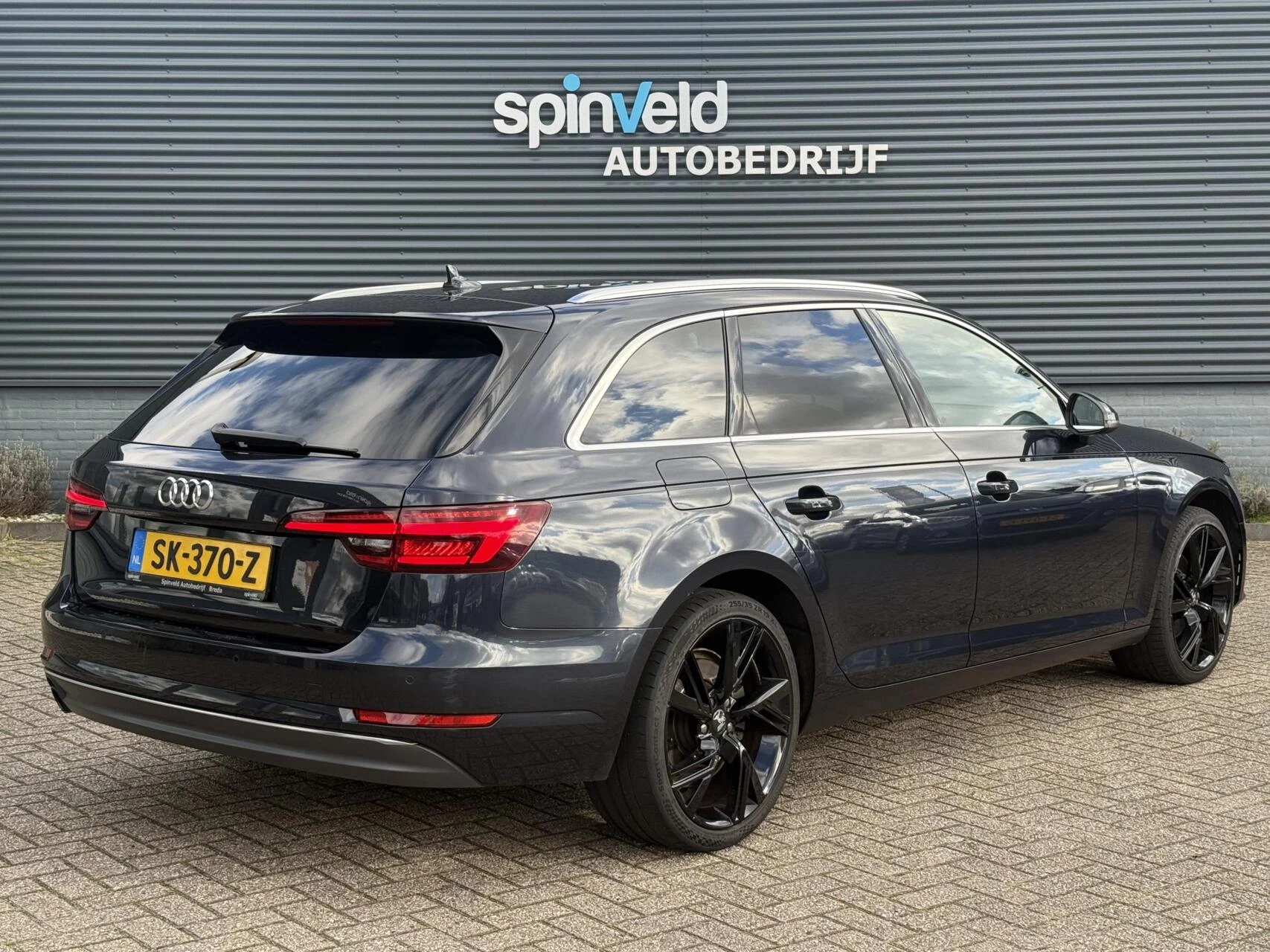 Hoofdafbeelding Audi A4