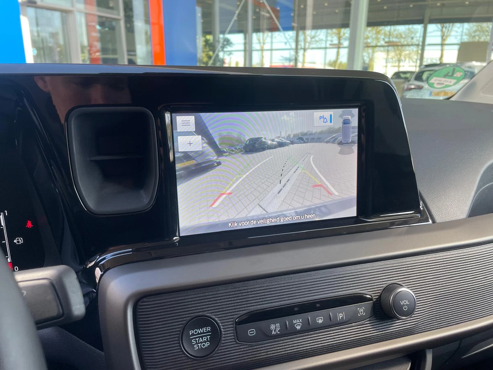 Hoofdafbeelding Ford Transit Courier