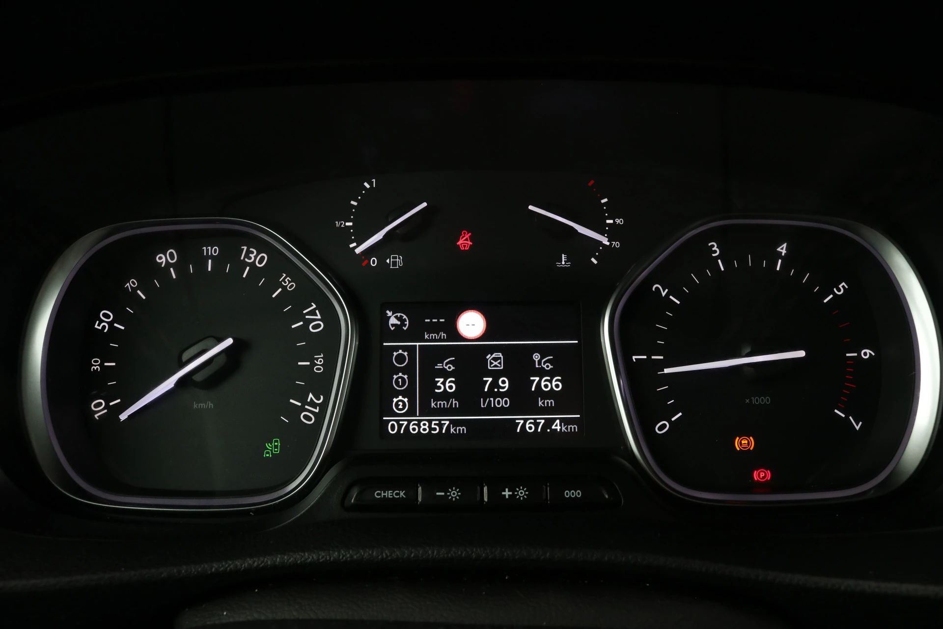 Hoofdafbeelding Dethleffs CROSSCAMP TY 002 Buscamper