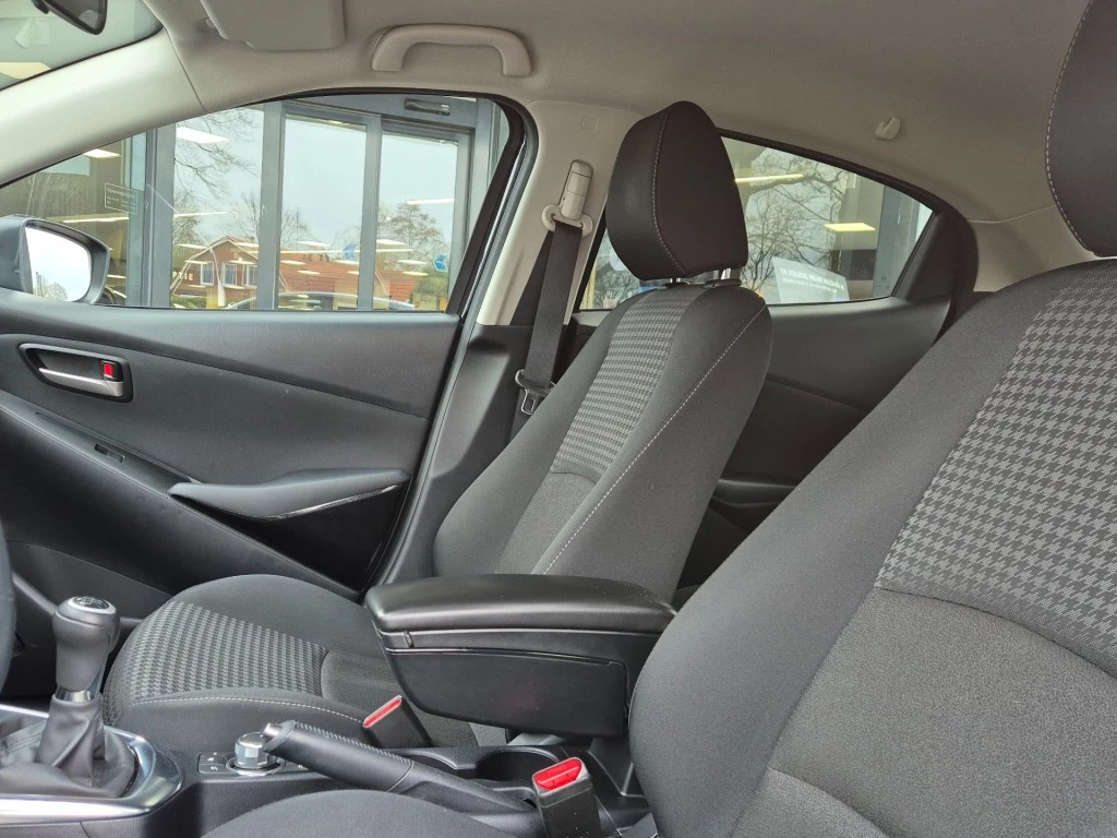 Hoofdafbeelding Mazda 2