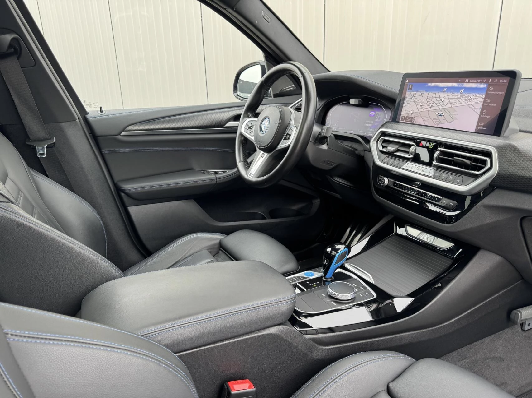 Hoofdafbeelding BMW iX3