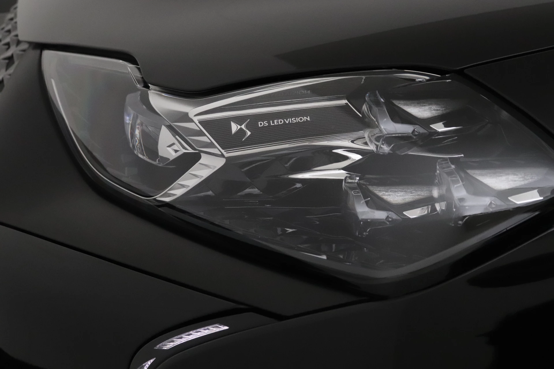 Hoofdafbeelding DS DS 3