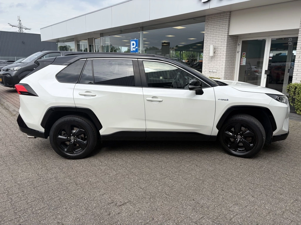 Hoofdafbeelding Toyota RAV4