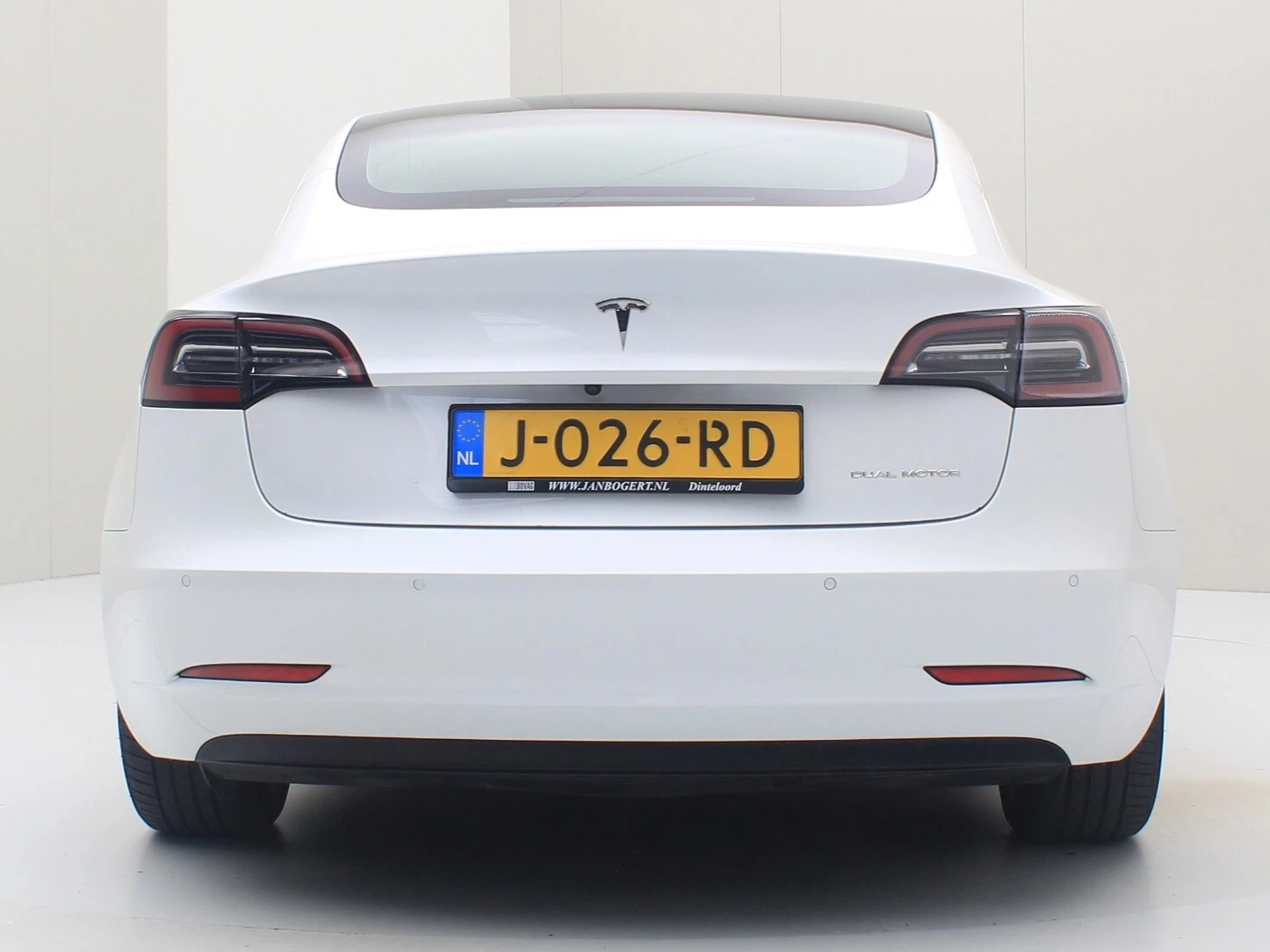 Hoofdafbeelding Tesla Model 3