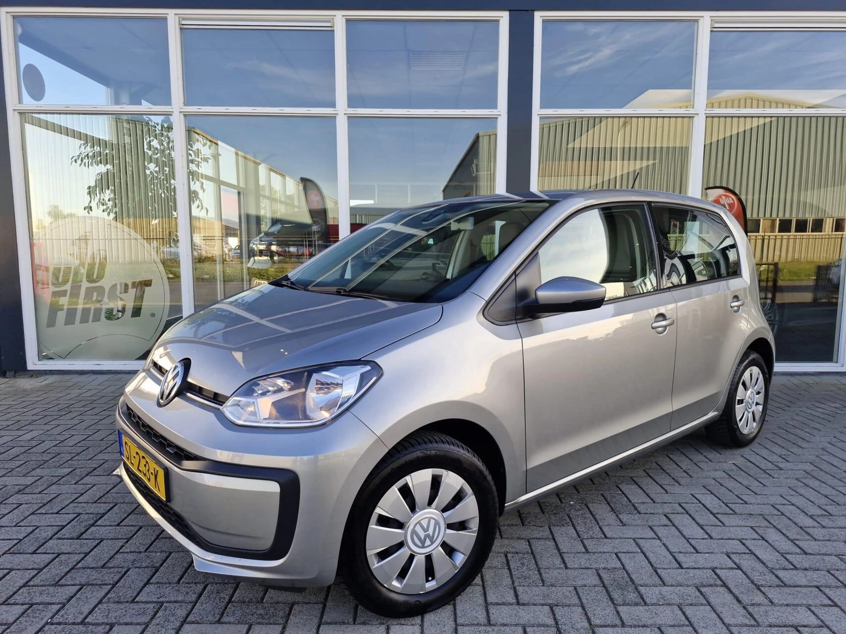 Hoofdafbeelding Volkswagen up!
