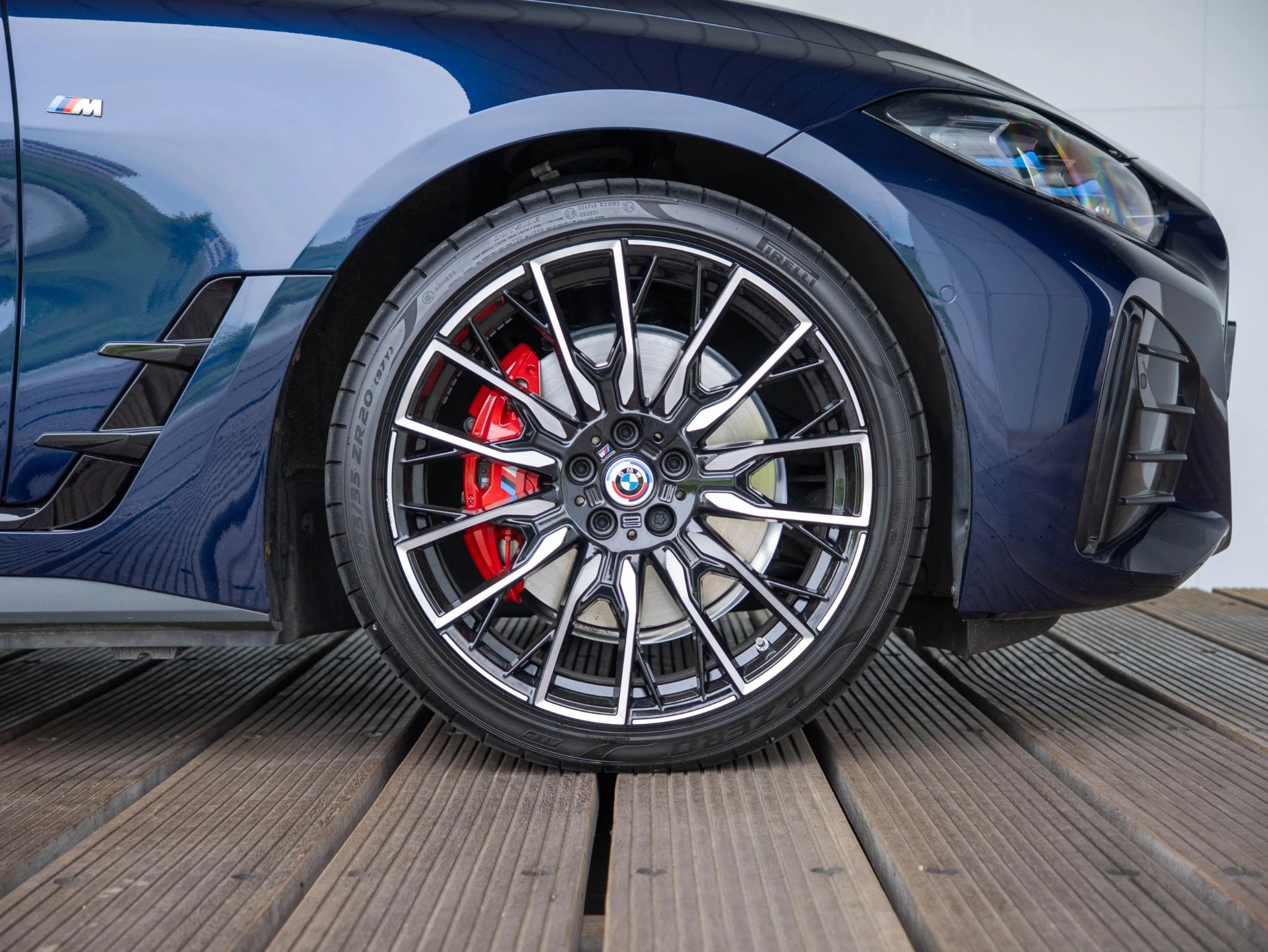 Hoofdafbeelding BMW i4