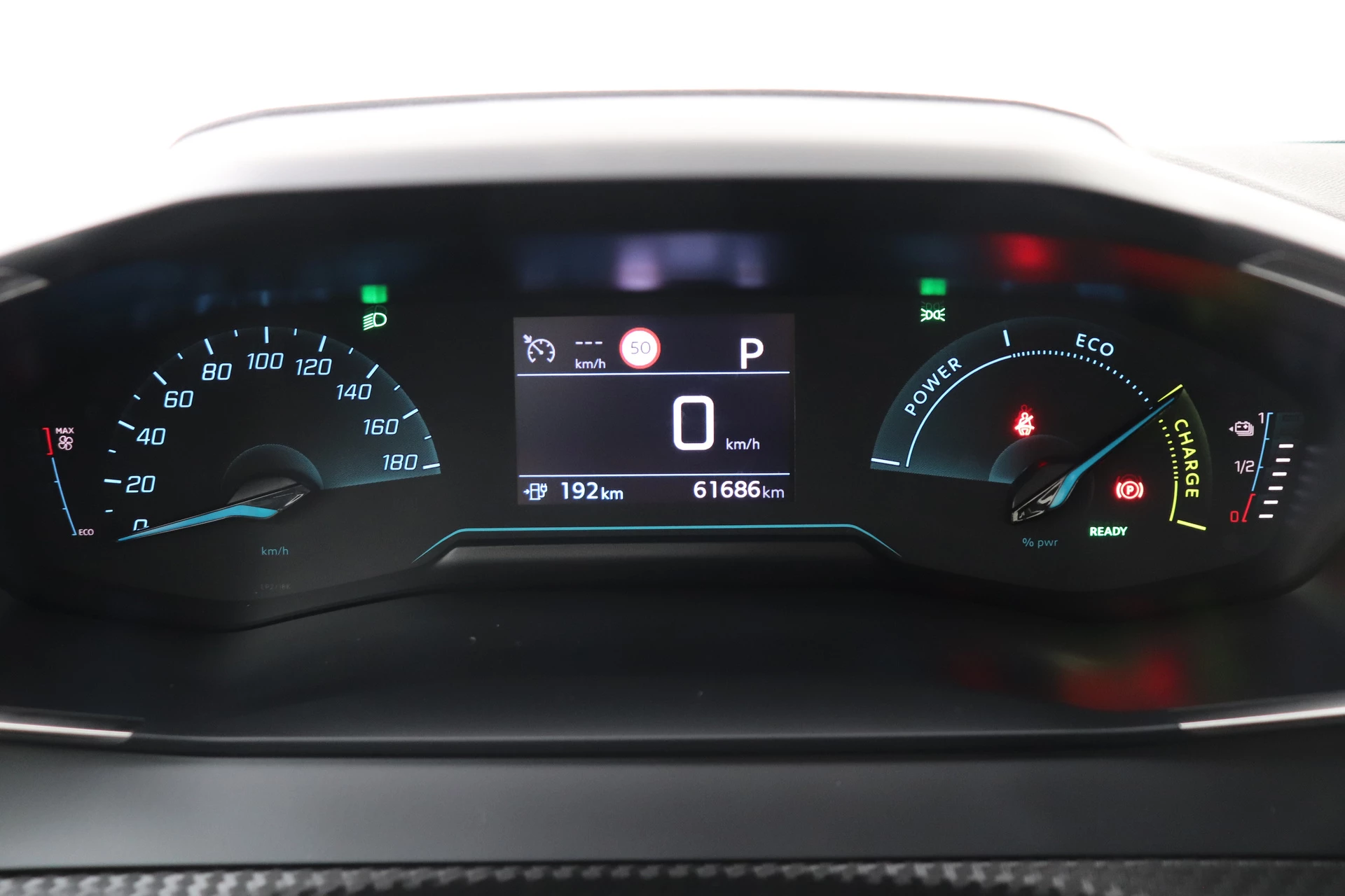 Hoofdafbeelding Peugeot e-208