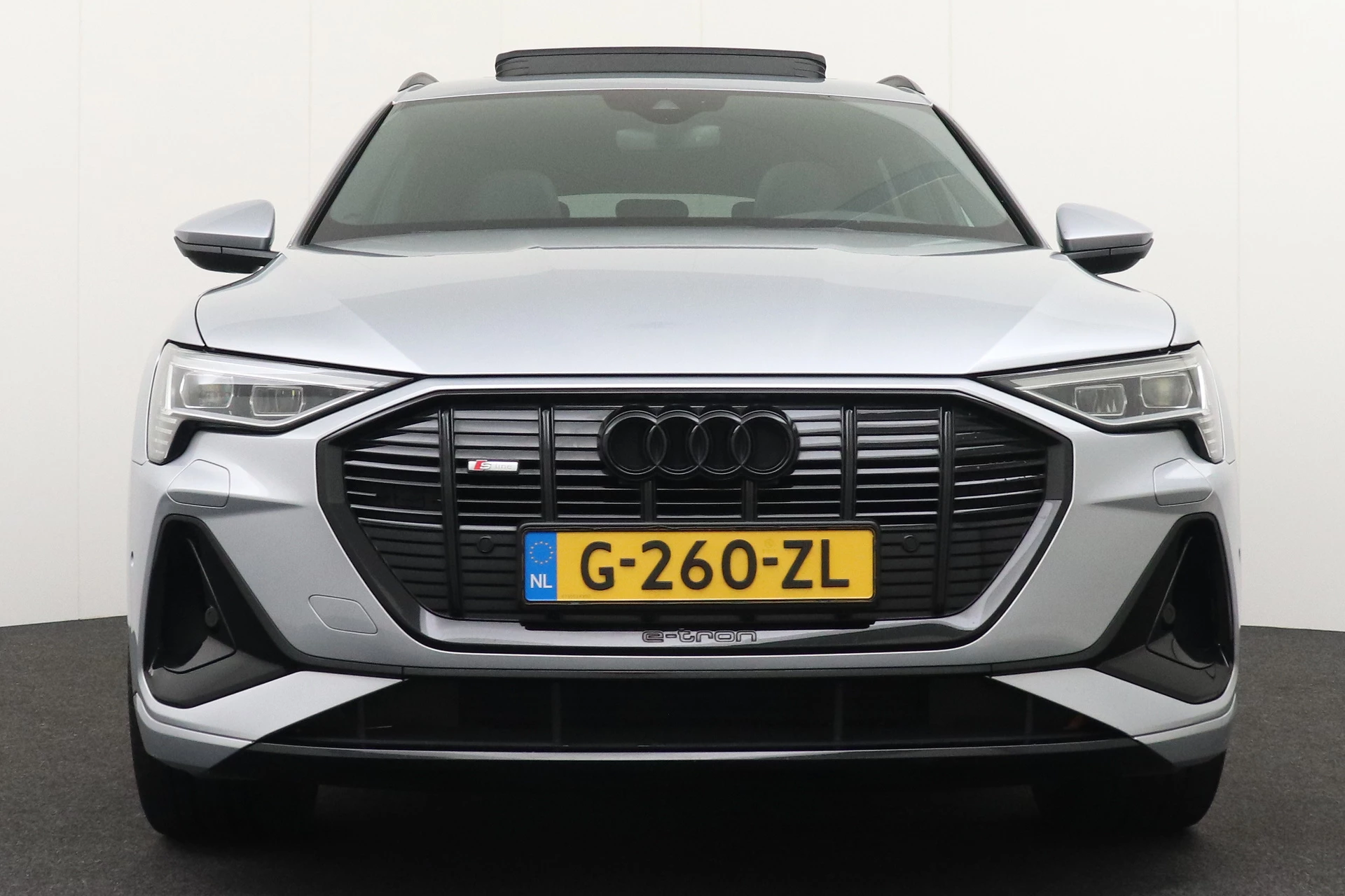 Hoofdafbeelding Audi e-tron