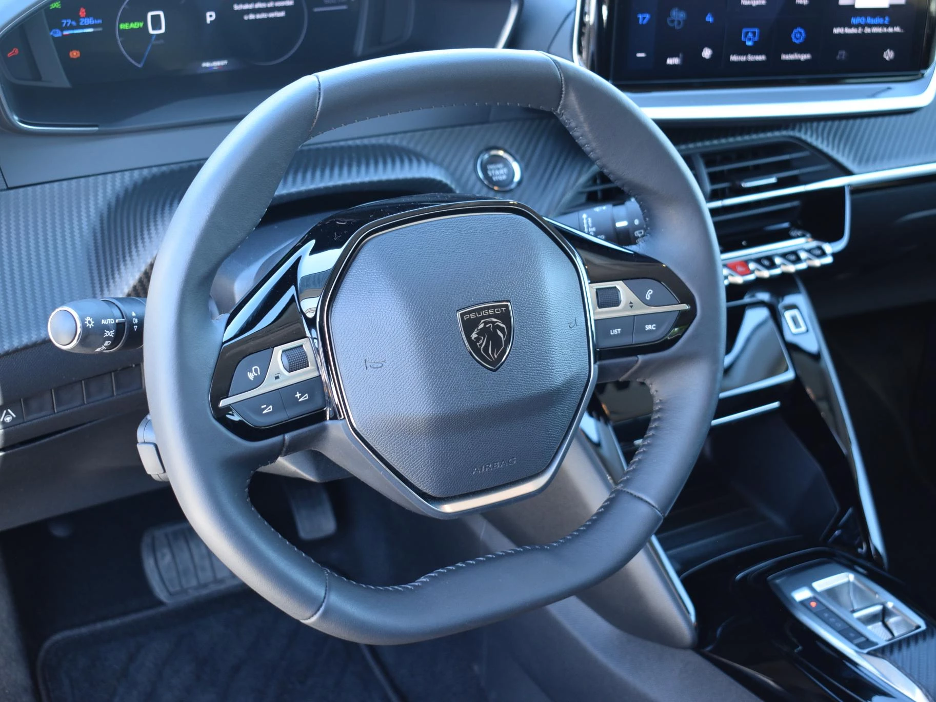 Hoofdafbeelding Peugeot e-208