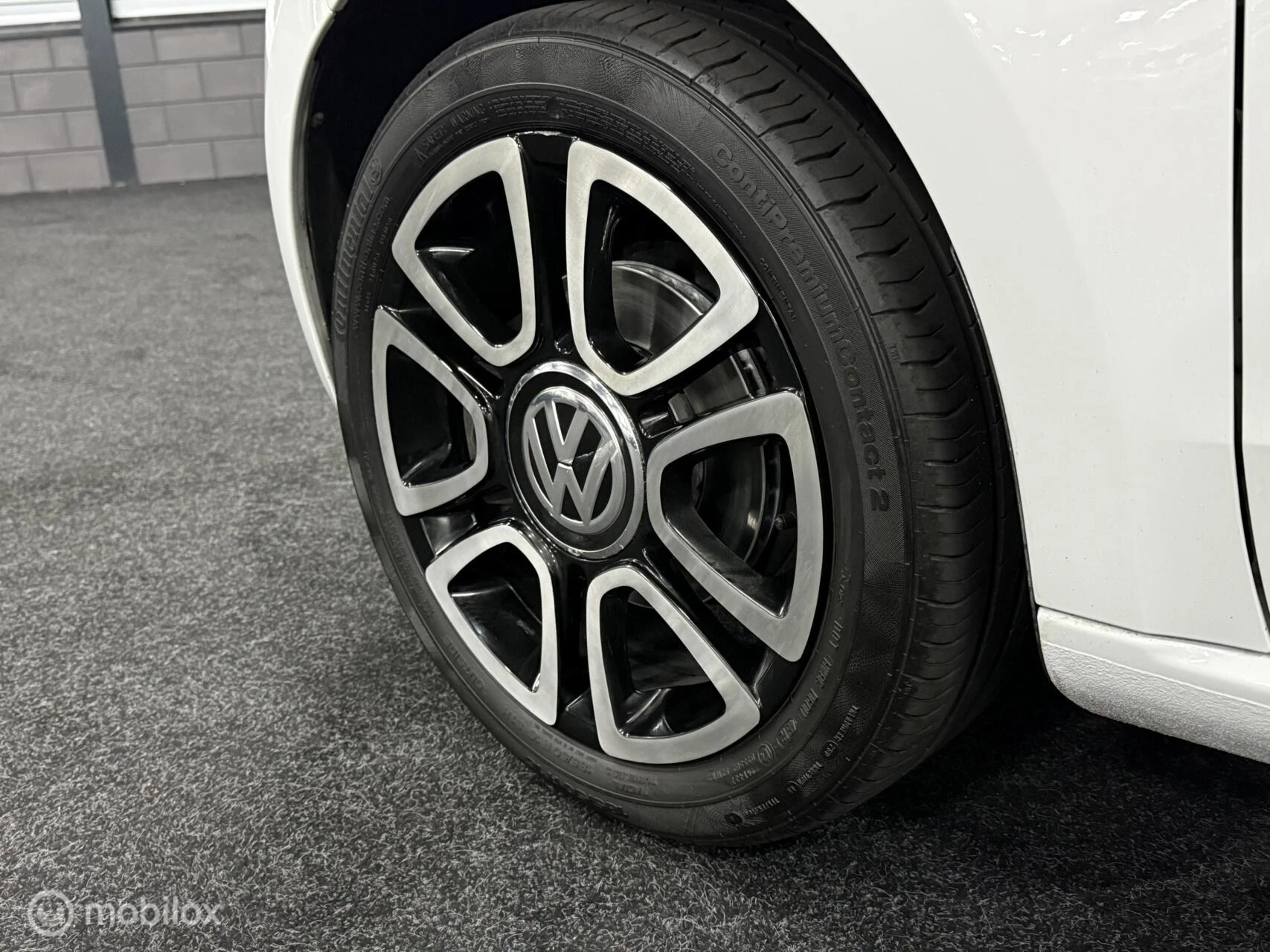 Hoofdafbeelding Volkswagen up!