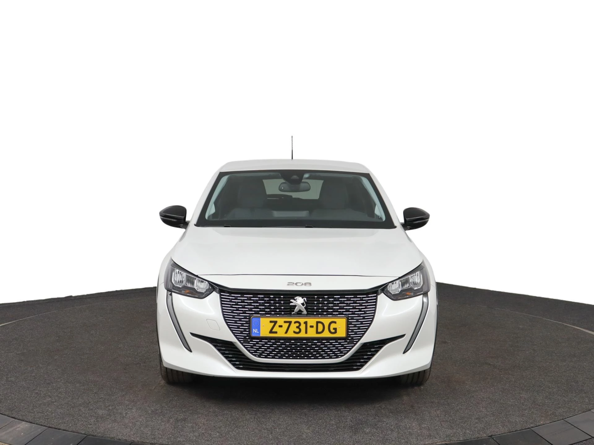 Hoofdafbeelding Peugeot e-208