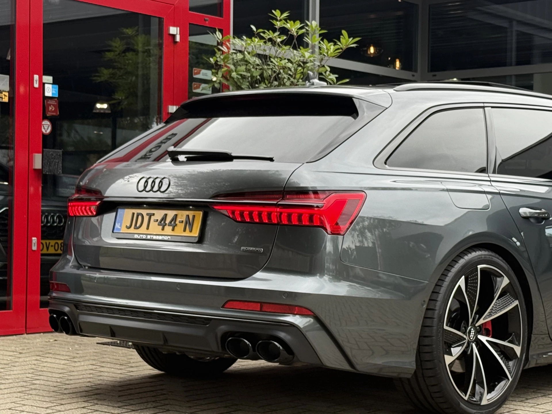 Hoofdafbeelding Audi A6
