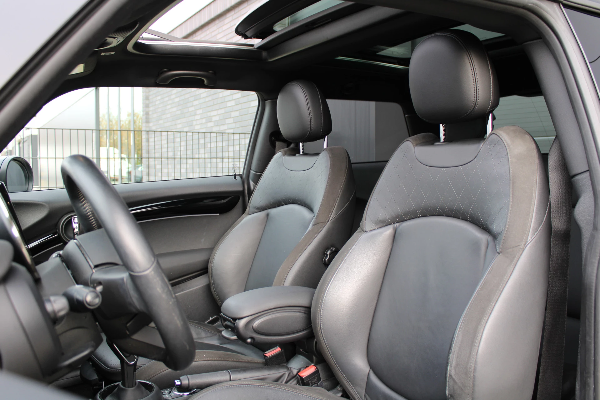 Hoofdafbeelding MINI Cooper