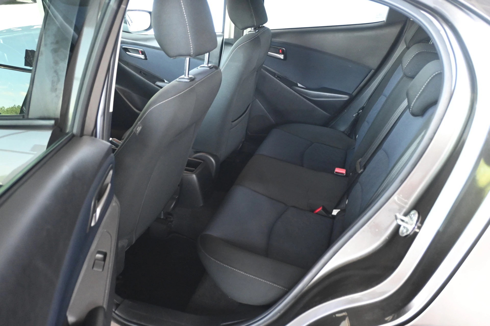 Hoofdafbeelding Mazda 2