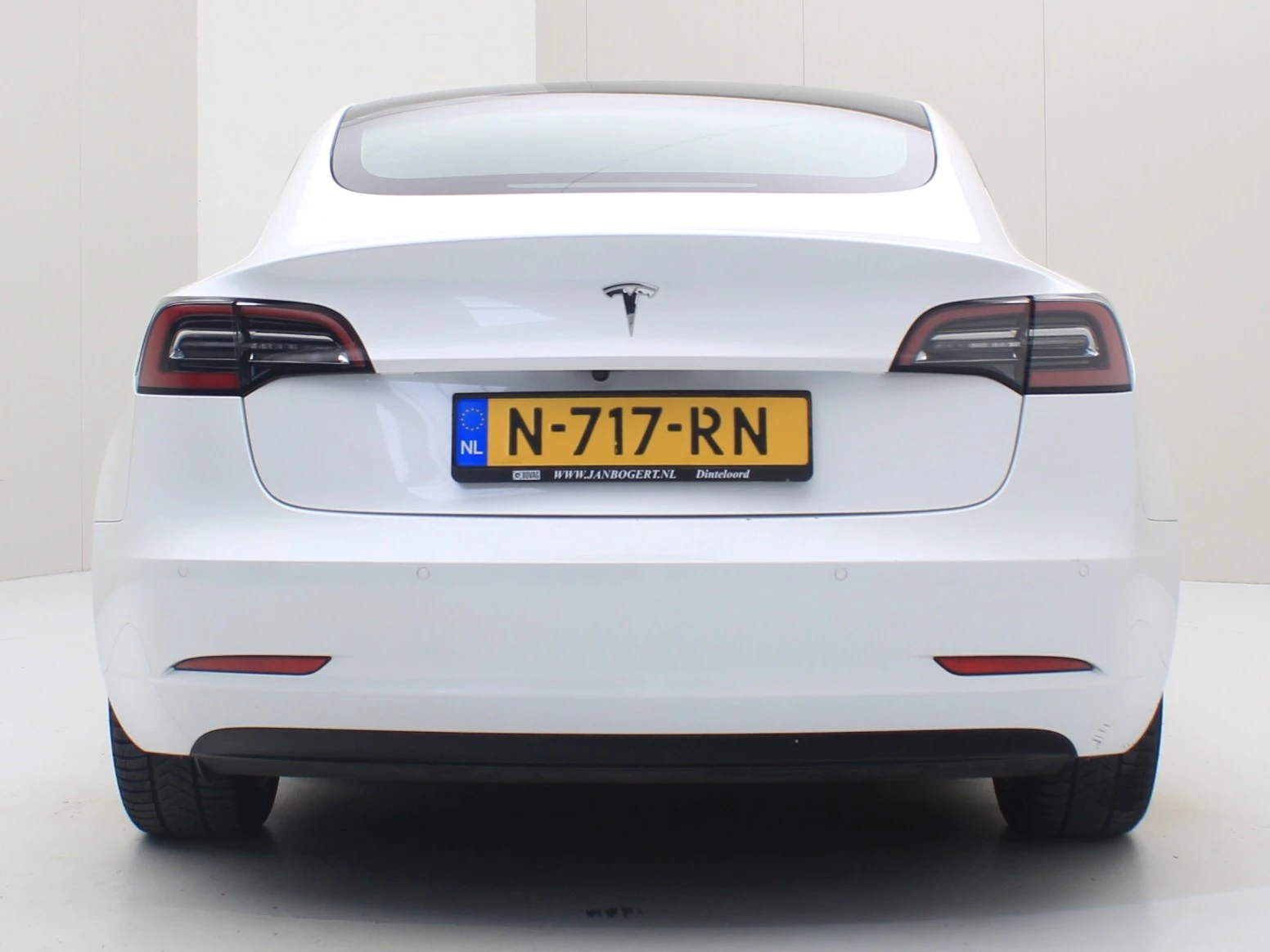 Hoofdafbeelding Tesla Model 3