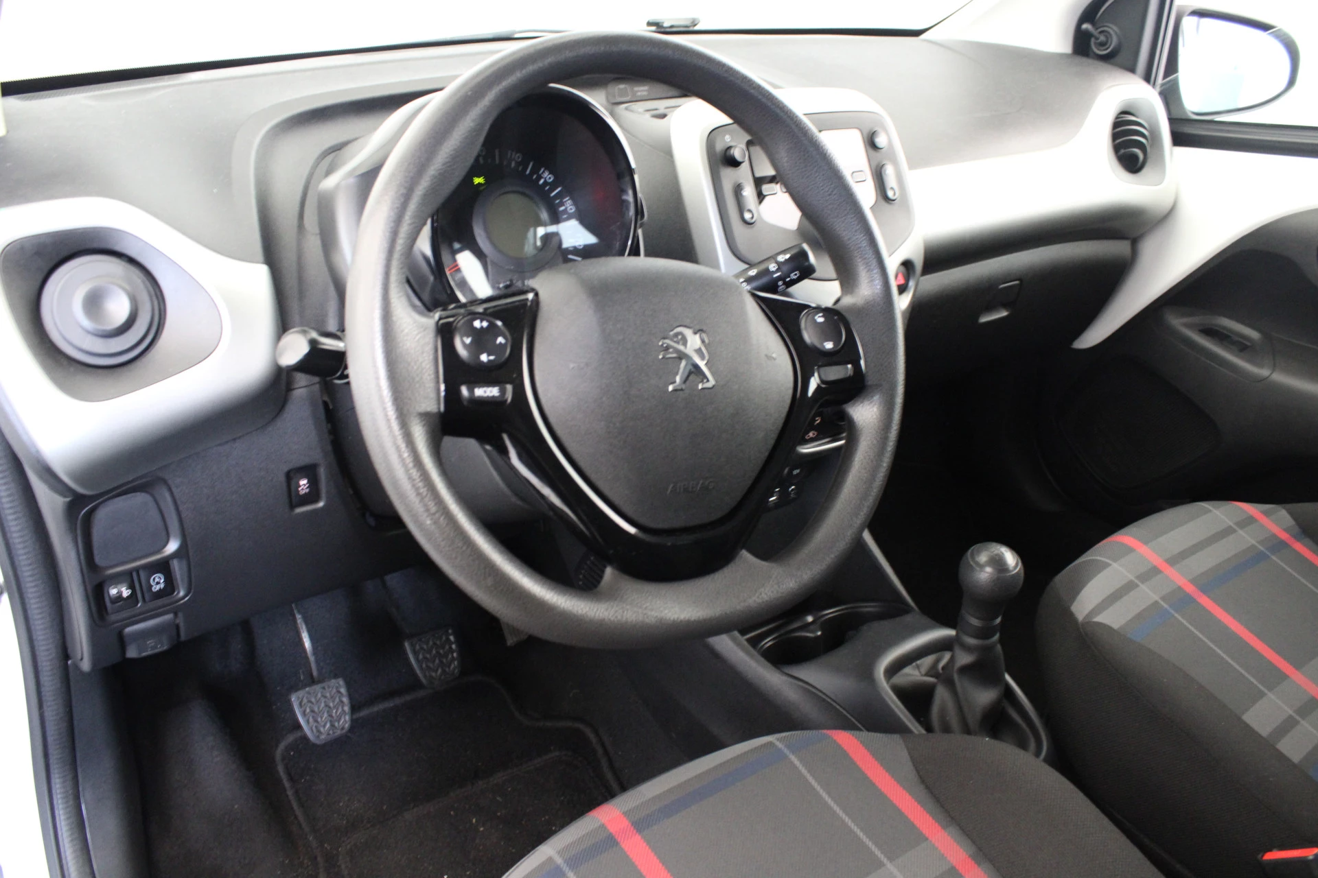 Hoofdafbeelding Peugeot 108