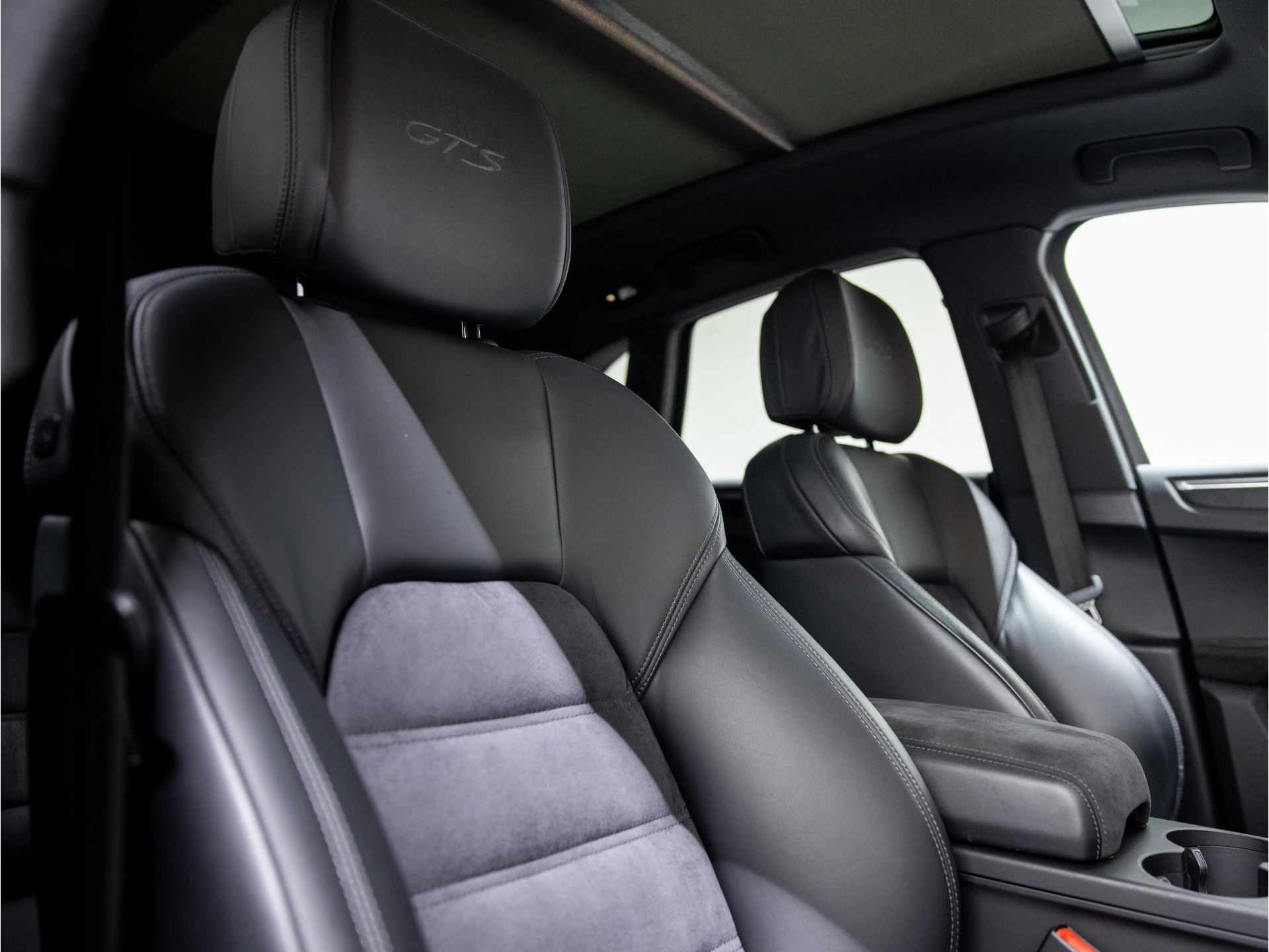 Hoofdafbeelding Porsche Macan