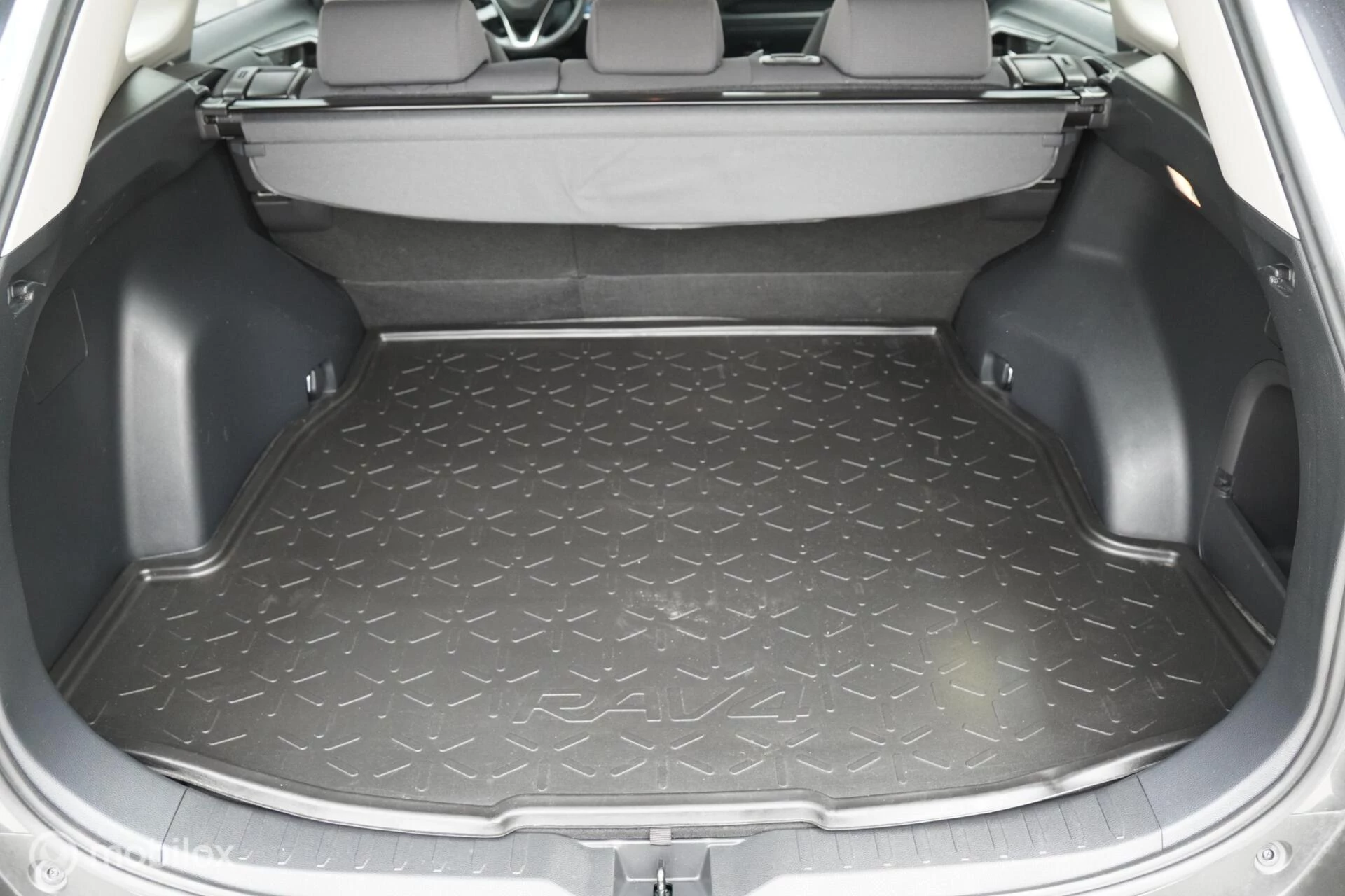 Hoofdafbeelding Toyota RAV4