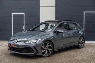 Volkswagen Golf 1.5 eTSI R-Line|IQ||Pano|Dealer onderhouden
