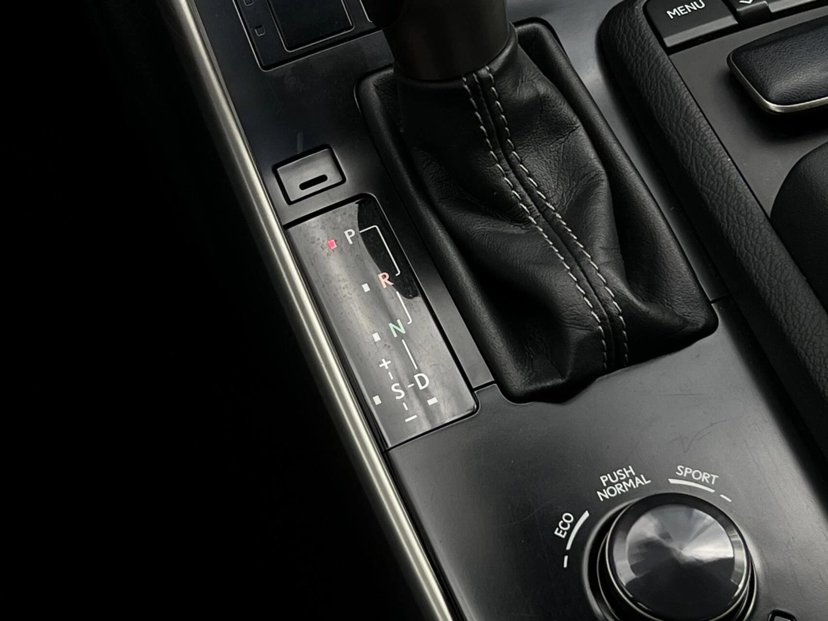 Hoofdafbeelding Lexus IS