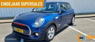 Mini 1.5 Cooper Business 3drs/136pk/navigatie/clima/etc