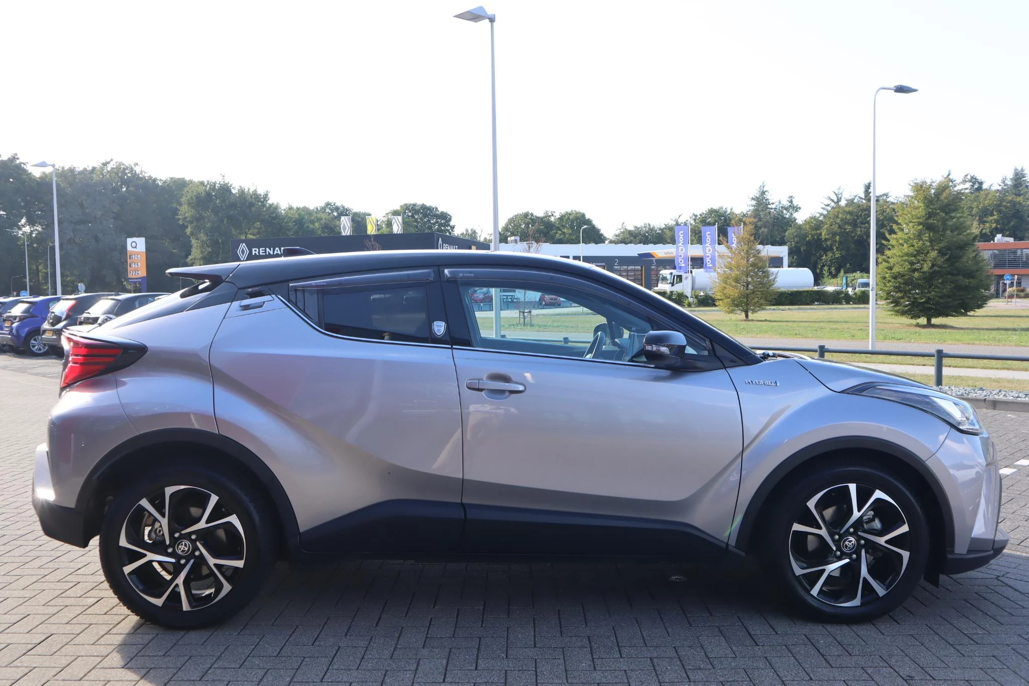 Hoofdafbeelding Toyota C-HR