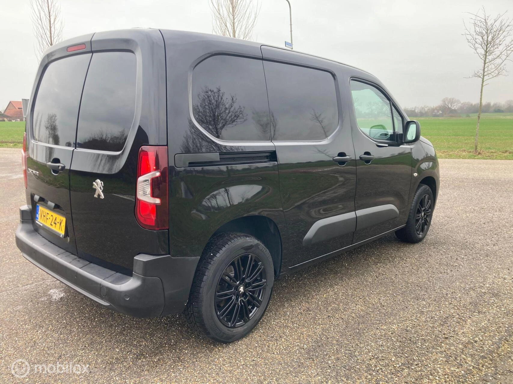 Hoofdafbeelding Peugeot Partner