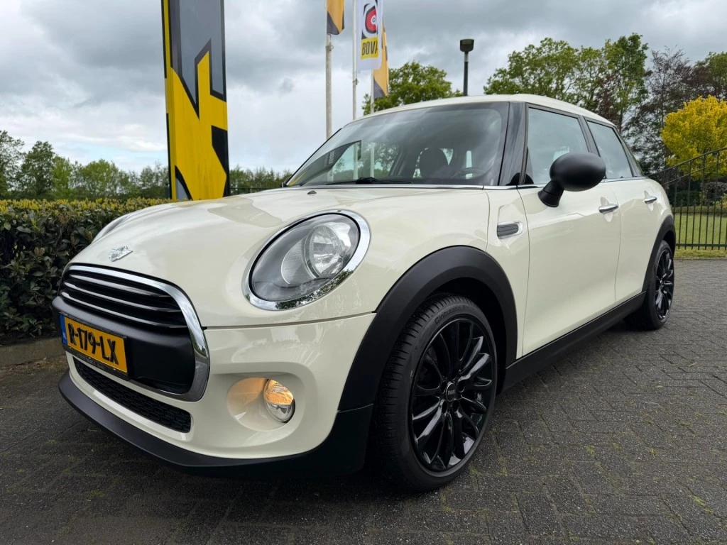 Hoofdafbeelding MINI One