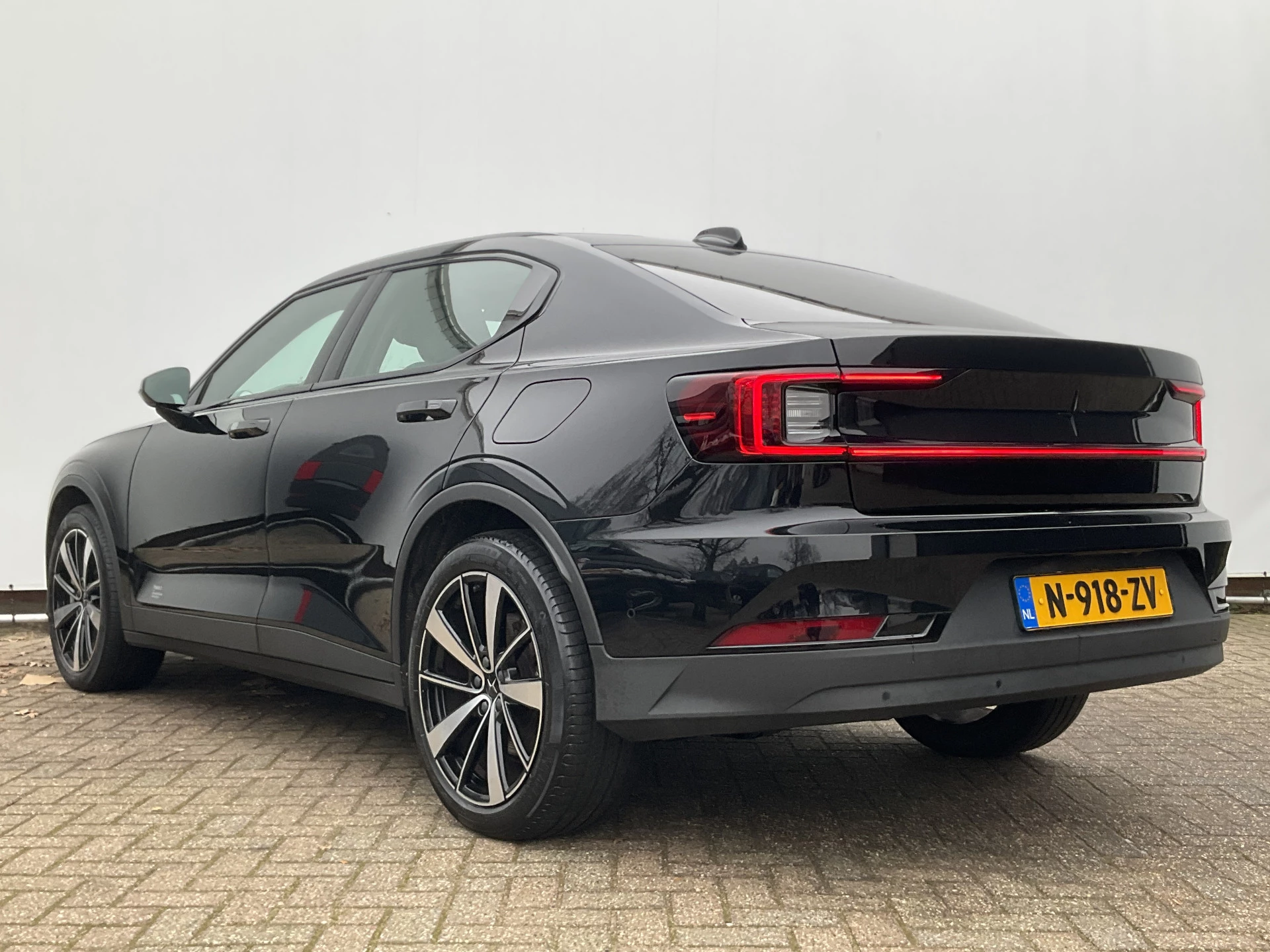 Hoofdafbeelding Polestar 2