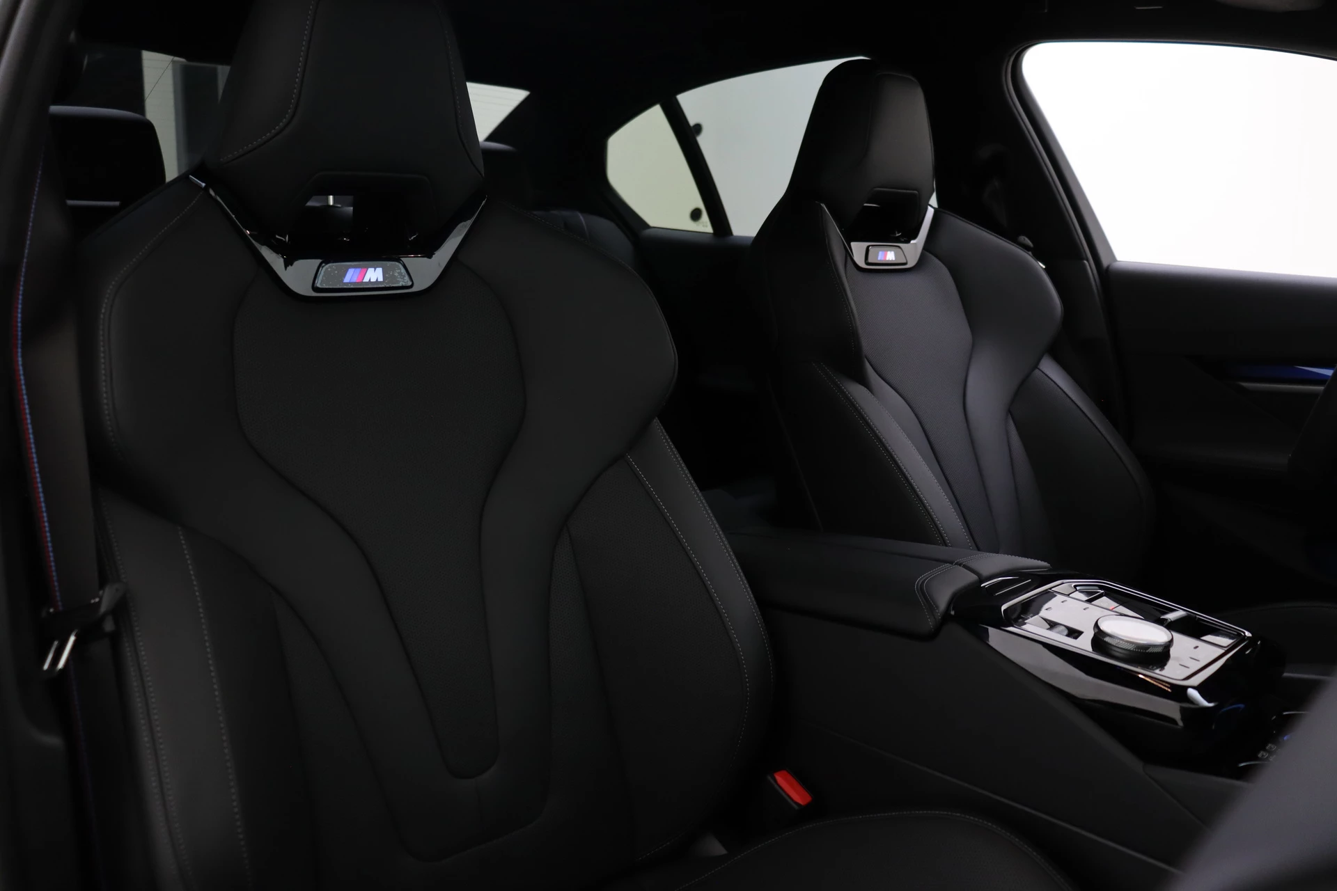 Hoofdafbeelding BMW i5