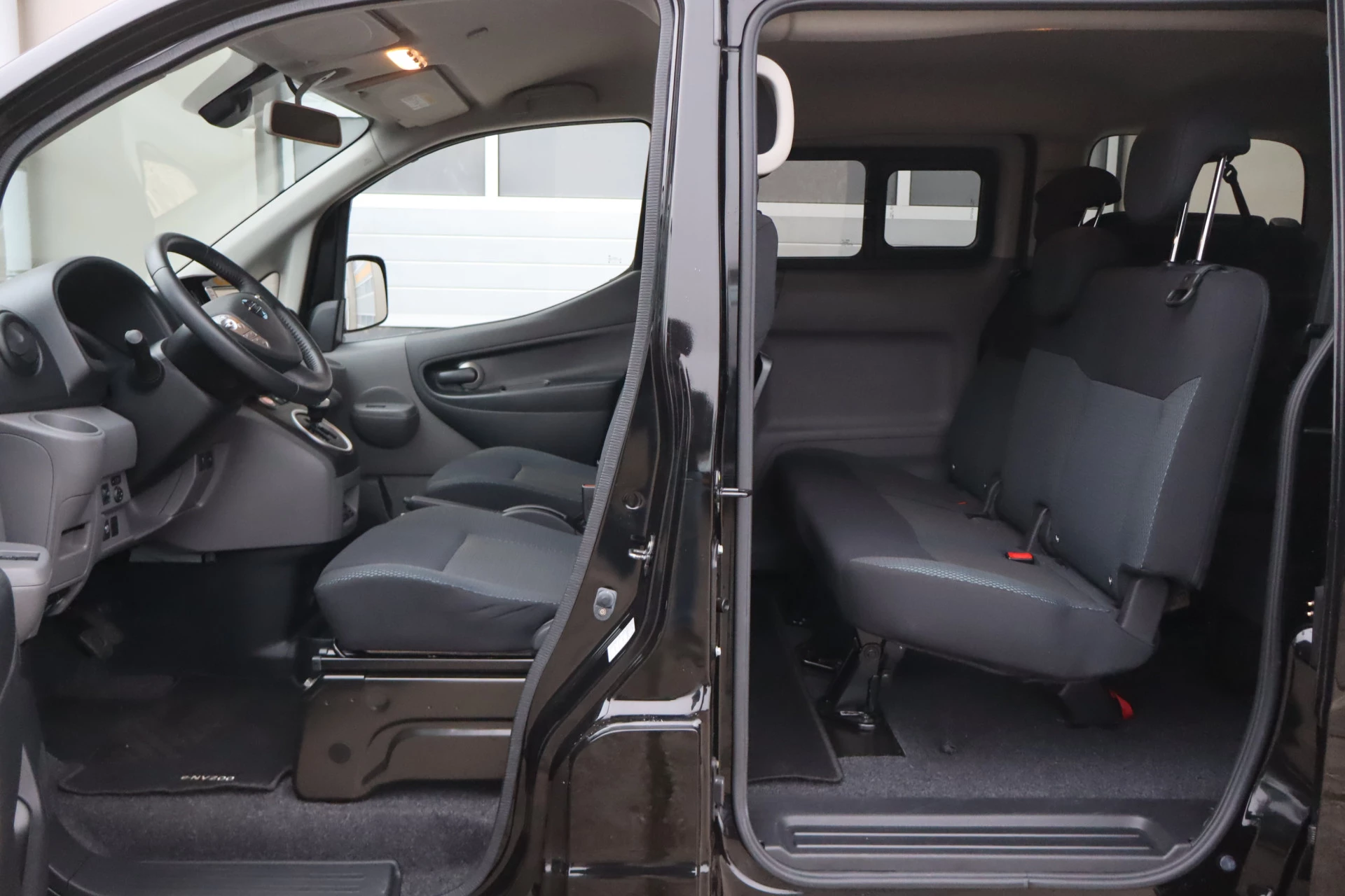 Hoofdafbeelding Nissan e-NV200