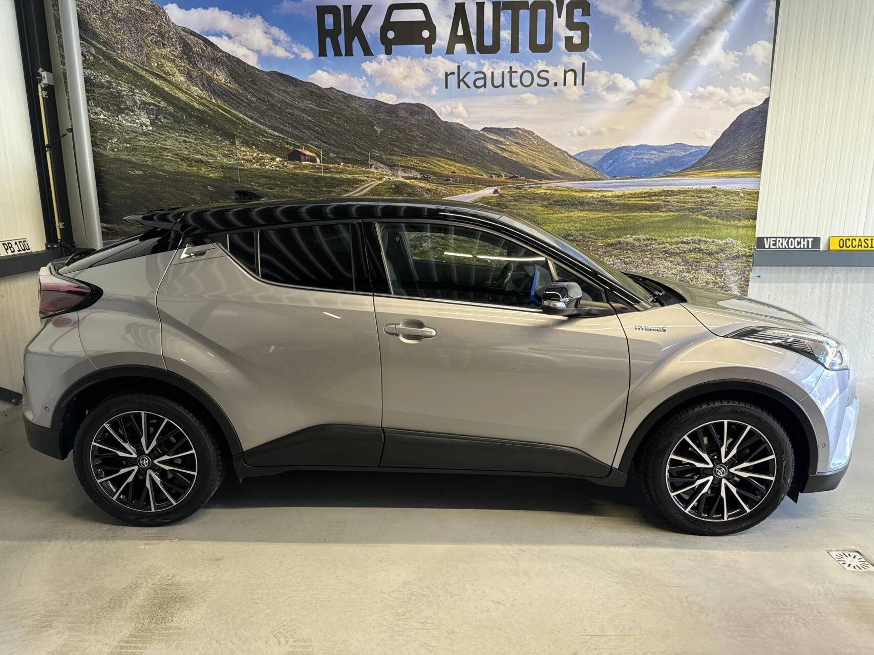 Hoofdafbeelding Toyota C-HR