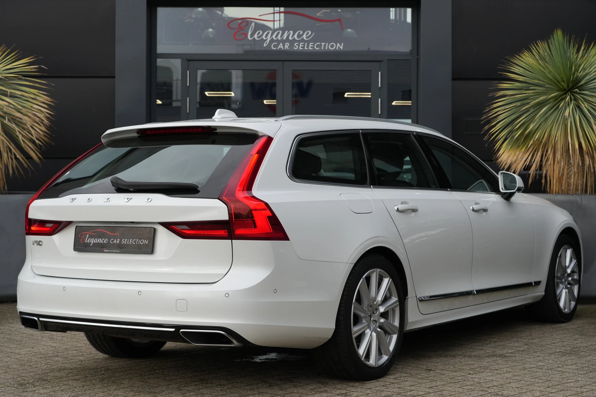 Hoofdafbeelding Volvo V90