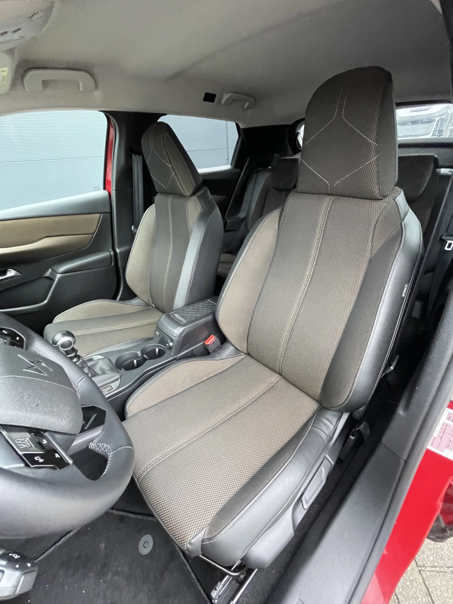 Hoofdafbeelding DS DS 3