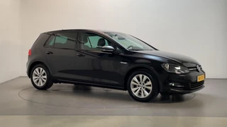 Volkswagen Golf 1.0 TSI 116pk 6-bak Comfortline Navigatie DAB+ App-Connect Parkeersensoren