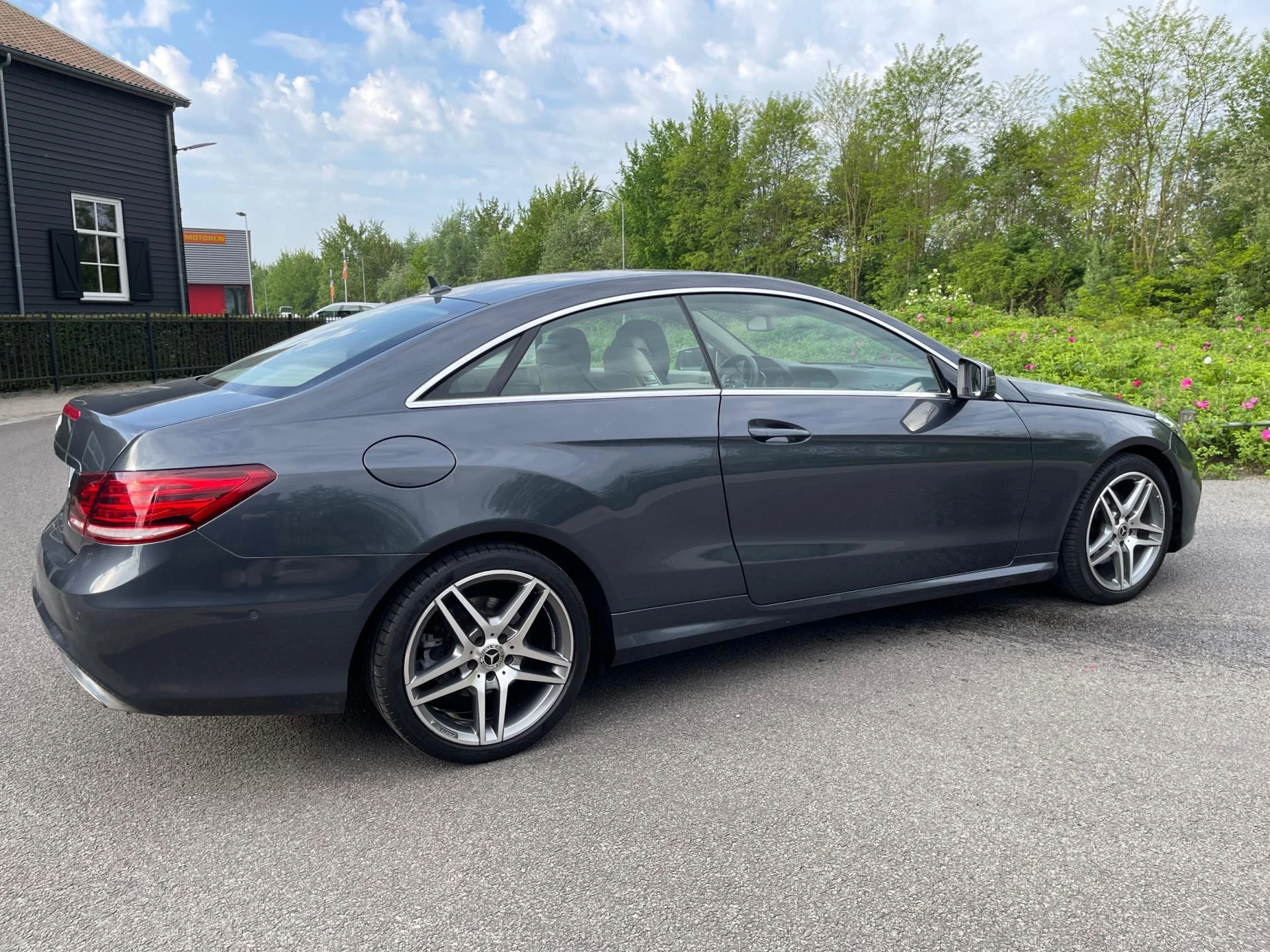 Hoofdafbeelding Mercedes-Benz E-Klasse