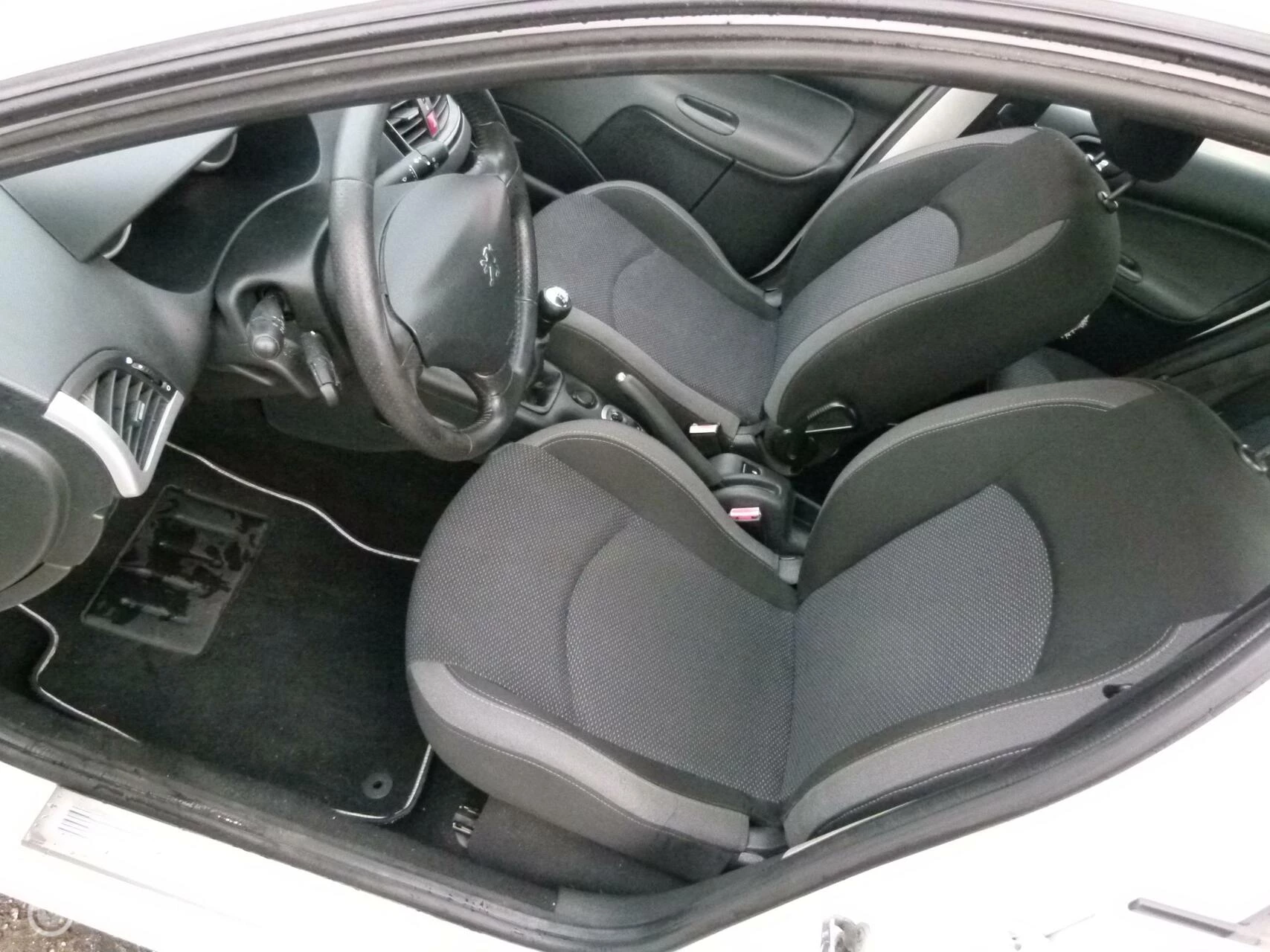 Hoofdafbeelding Peugeot 206