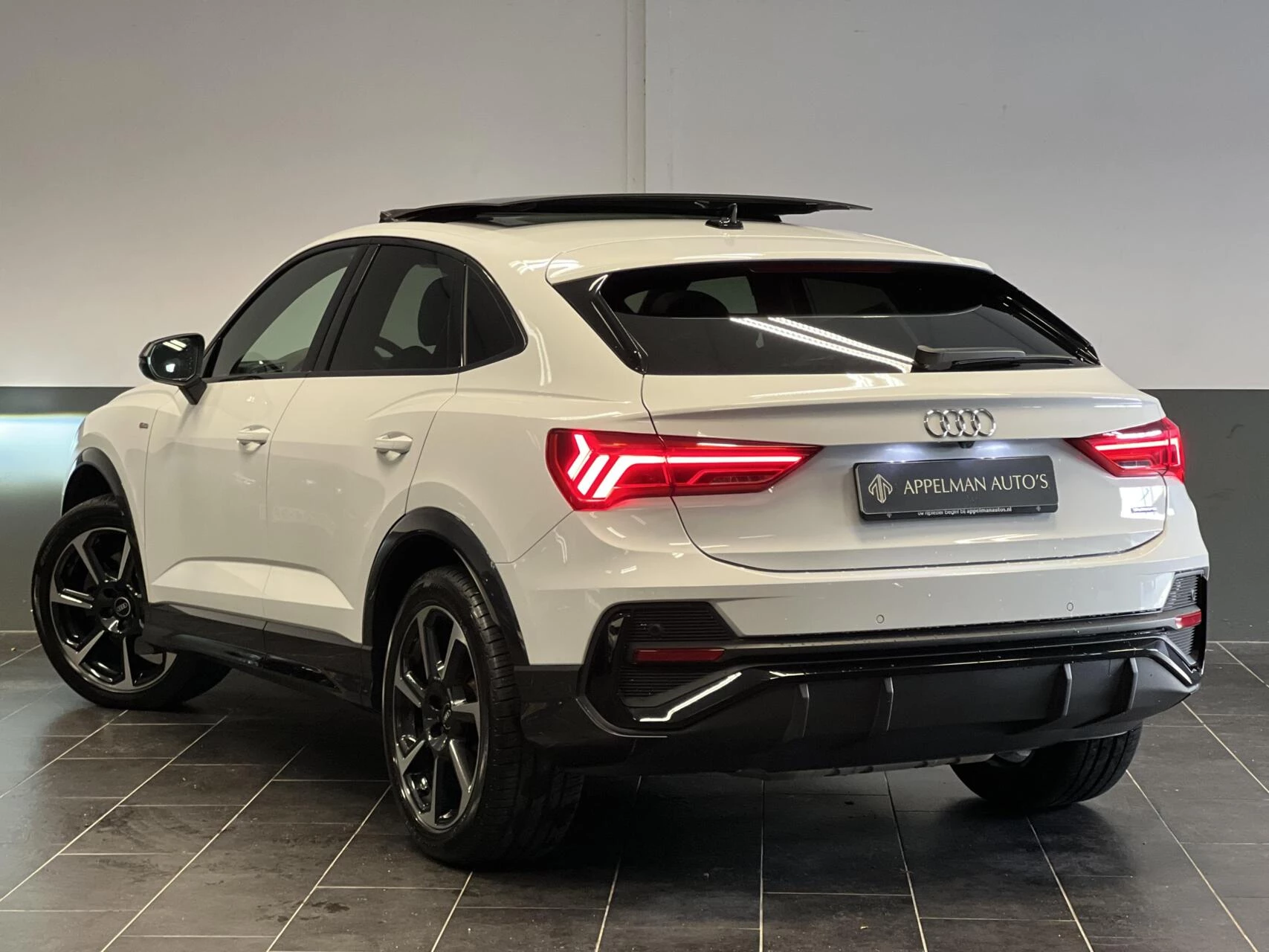Hoofdafbeelding Audi Q3