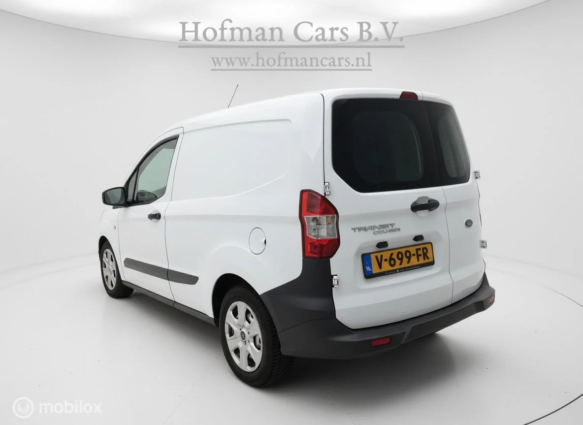 Hoofdafbeelding Ford Transit Courier