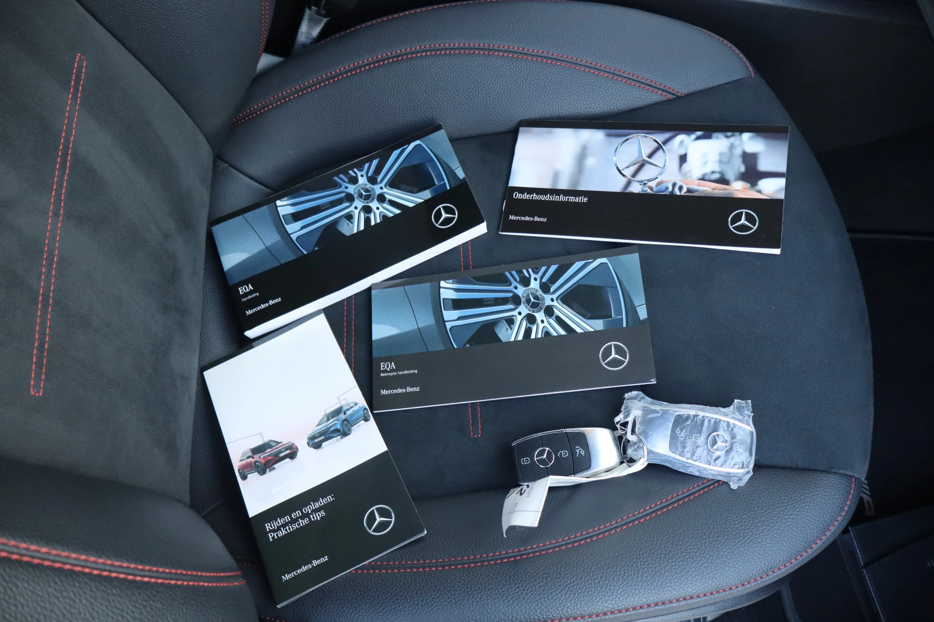 Hoofdafbeelding Mercedes-Benz EQA
