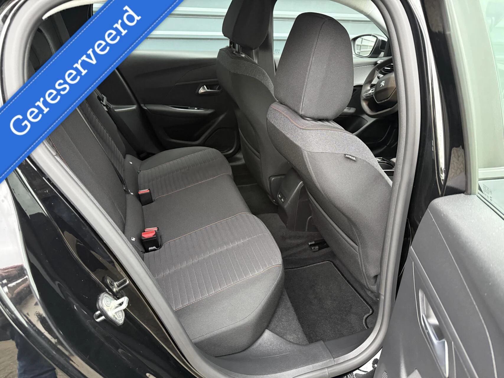 Hoofdafbeelding Peugeot e-208