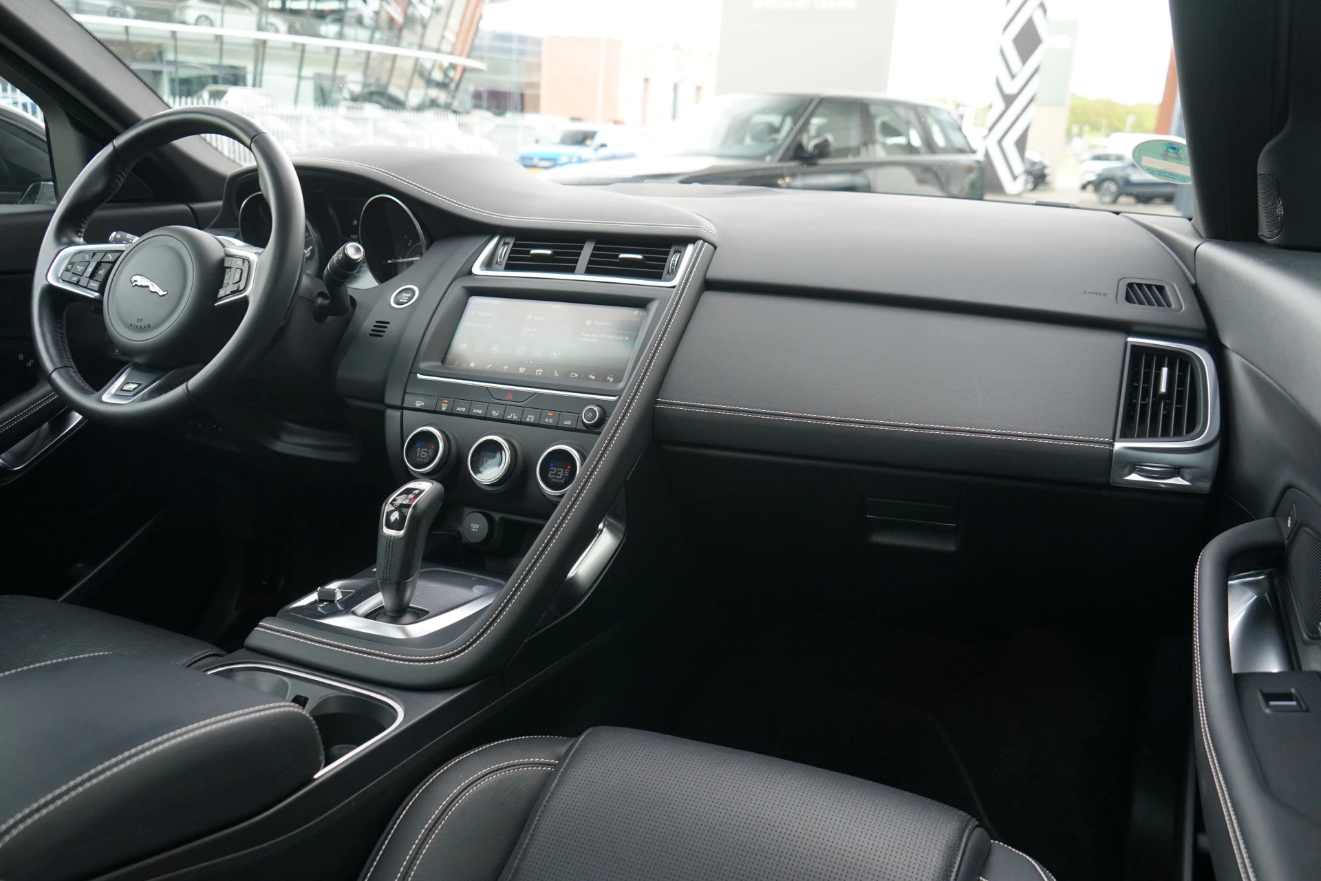 Hoofdafbeelding Jaguar E-PACE