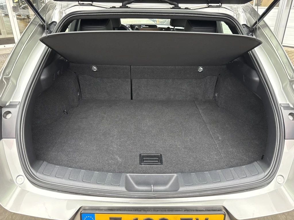 Hoofdafbeelding Lexus UX