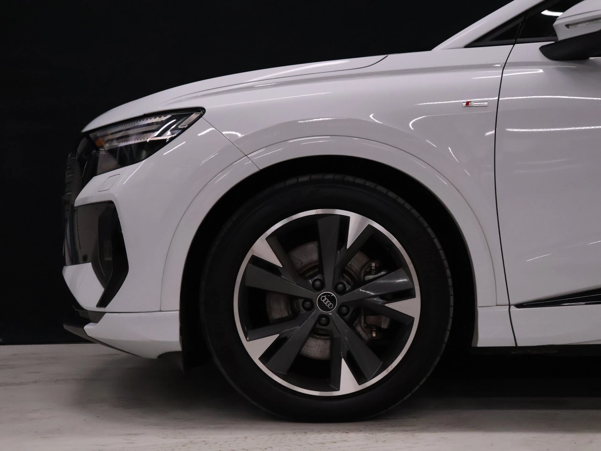 Hoofdafbeelding Audi Q4 e-tron