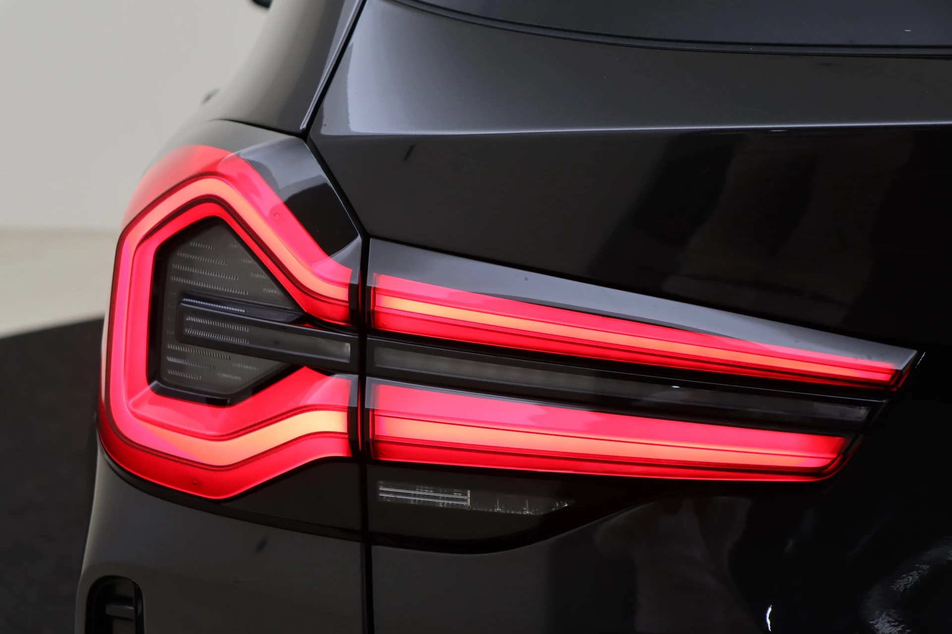 Hoofdafbeelding BMW iX3