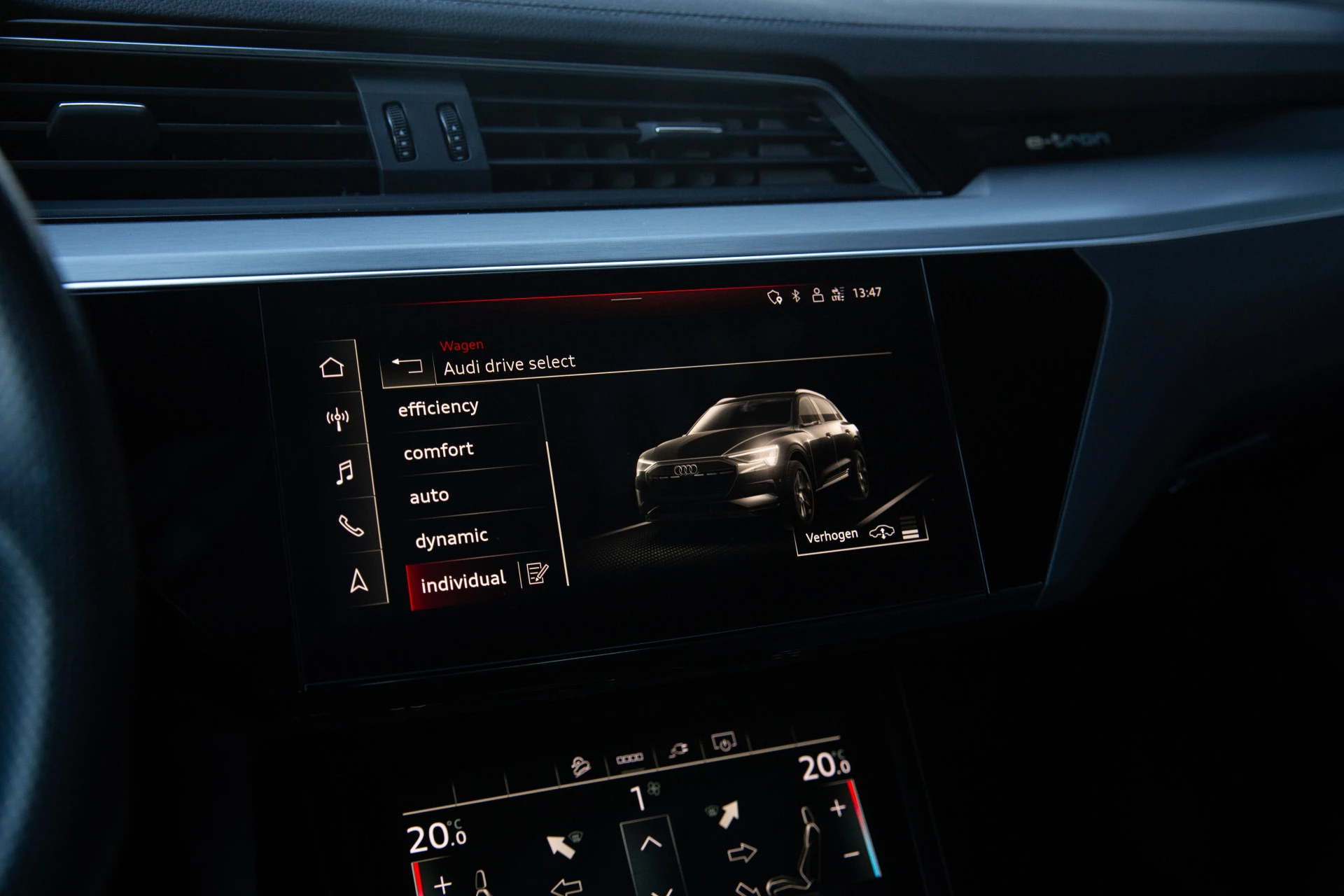 Hoofdafbeelding Audi e-tron