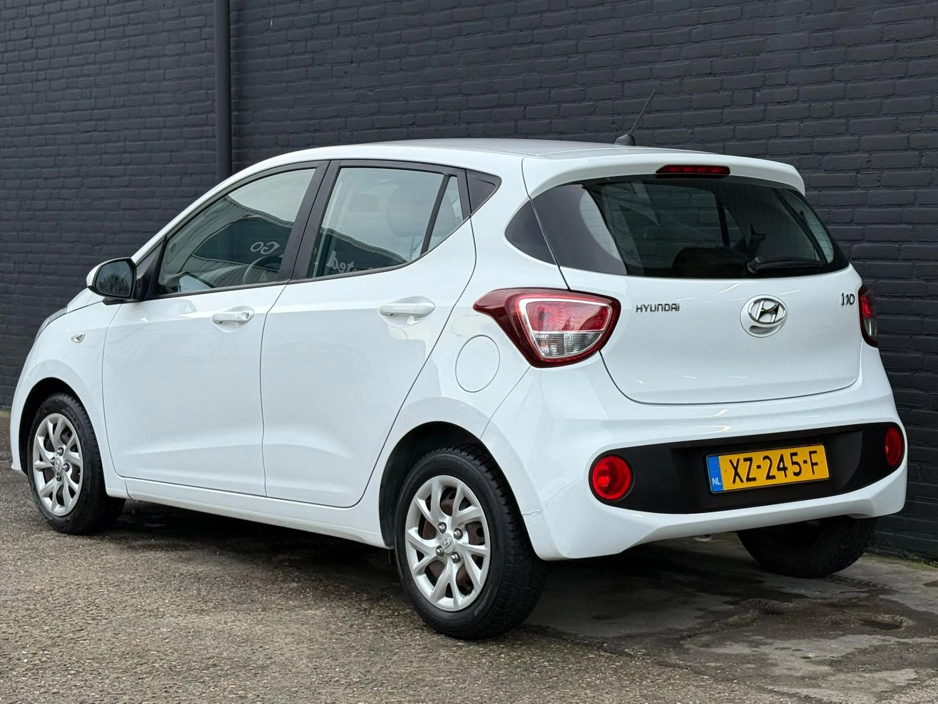 Hoofdafbeelding Hyundai i10