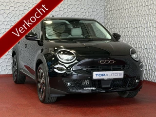 Fiat 600 1.2 HYBRID LA PRIMA LEER MASSAGE ELEK.STOEL CAMERA CARPLAY ADAP.CRUISE STOELVERW. ELEK.KLEP 18''LMV ✅ Top Auto Fiat Wijchen , 30 Jaar ervaring in Fiat , Wij leveren de : Icon / La Prima / Pop / Sport . Urban / Benzine / Hybrid . Met Fabrieksgarantie ✅  